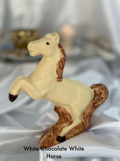 White Chocolate White Horse – Violet Chocolates