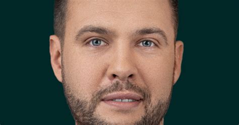 Адам Новак: Биография, досье, фото Адам Новак — Forbes.ua