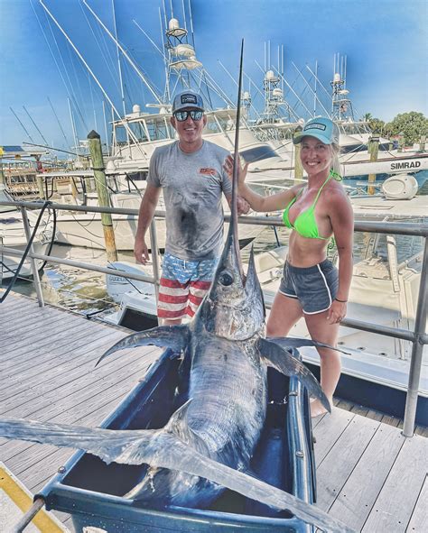 Crystal Beachy (@crystalbeachy_) • Instagram photos and videos