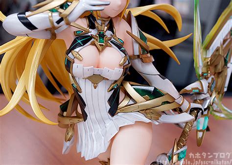 Pre-orders for the Xenoblade Chronicles 2 Mythra figure open, new ...