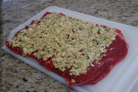 Как приготовить мясной рулет