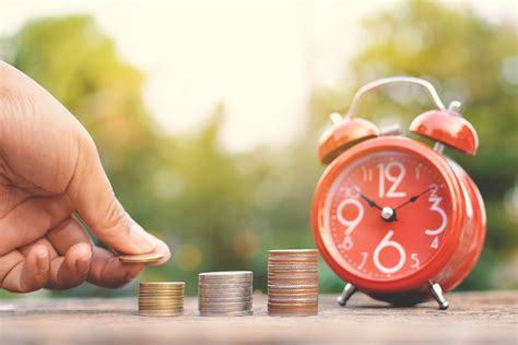 8 Ways Using Grocery Pickup Saves You Money