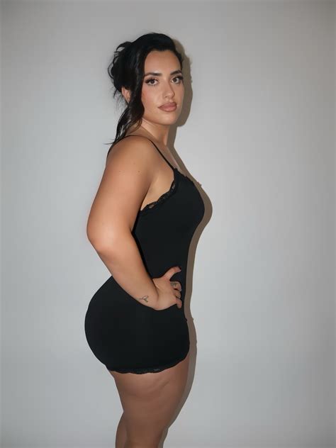 Jess🇵🇰🏴󠁧󠁢󠁳󠁣󠁴󠁿 (@jessthegoatreels) • Instagram photos and videos