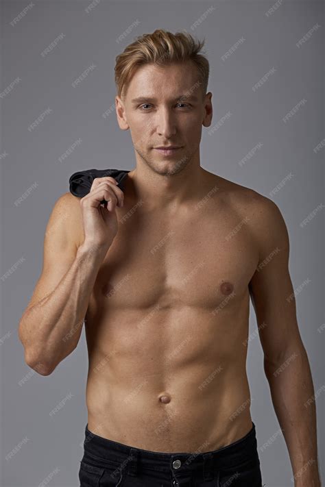 Free Photo | Handsome man with naked torso