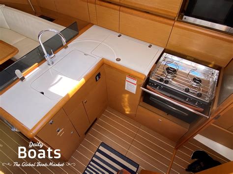 2013 Jeanneau 379 for sale. View price, photos and Buy 2013 Jeanneau ...