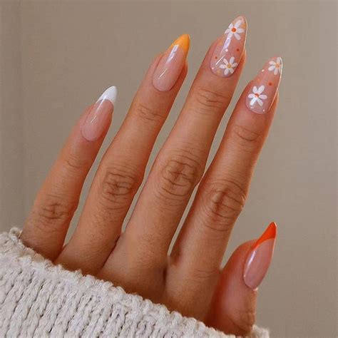 Almond Nail Designs