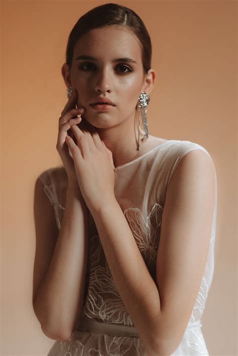 Dasha S – Model Genesis