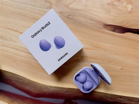 Обзор наушников Samsung Galaxy Buds 2 и сравнение с Buds Live и Buds ...