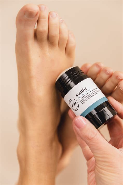 fungal toenails, dry skin, calluses, fungus, athlete's foot