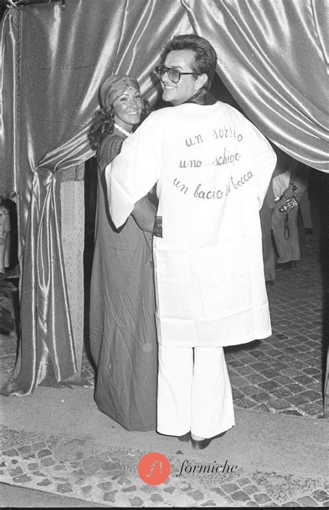 Enrico Lucherini fa 90. Gli anni d'oro nelle foto di Pizzi - Formiche.net