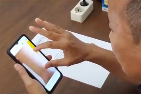 Ngeri! Fenomena Siswi SD Sayat Tangan Sendiri Jadi Tren Kekinian Bocil ...