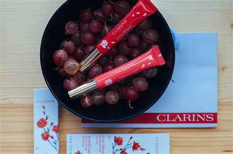 Блеск для губ Eclat Minute Clarins - ограниченная серия.