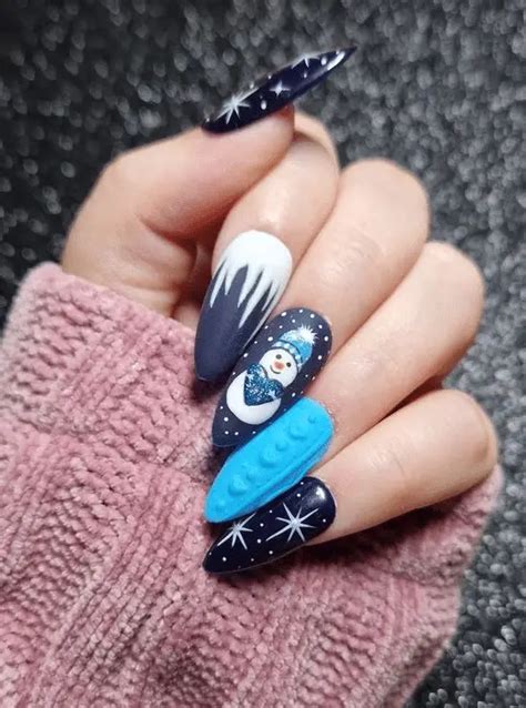 35 Chic Winter Wonderland Nail Ideas to Try