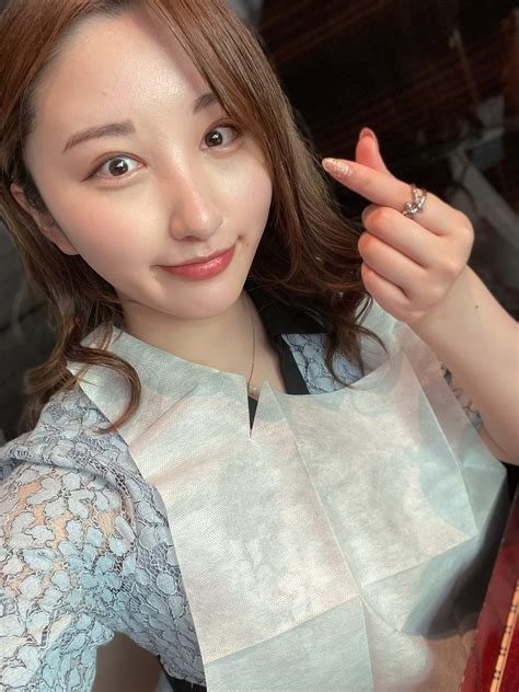 北野未奈 on Twitter: "曝け出したい気分です♡ 【訳:SEXをしていなかったらニキビができました】 #AV女優 #新人AV女優