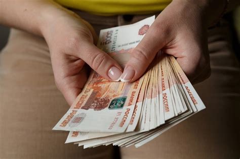 25.11 -день возврата денег-потраченных , долговых, утерянных и ...