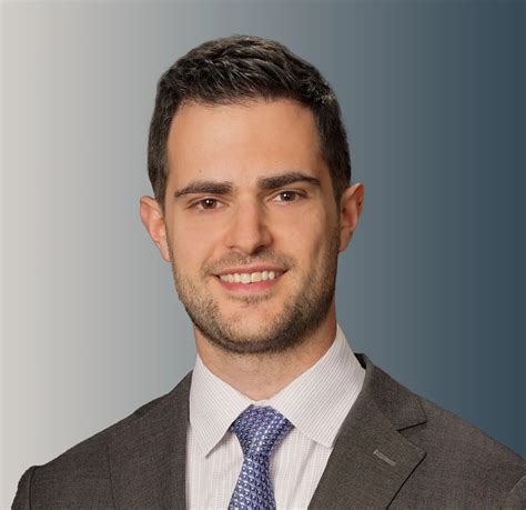 About Dr. Kohan | Shoulder & Elbow Surgeon in New Jersey