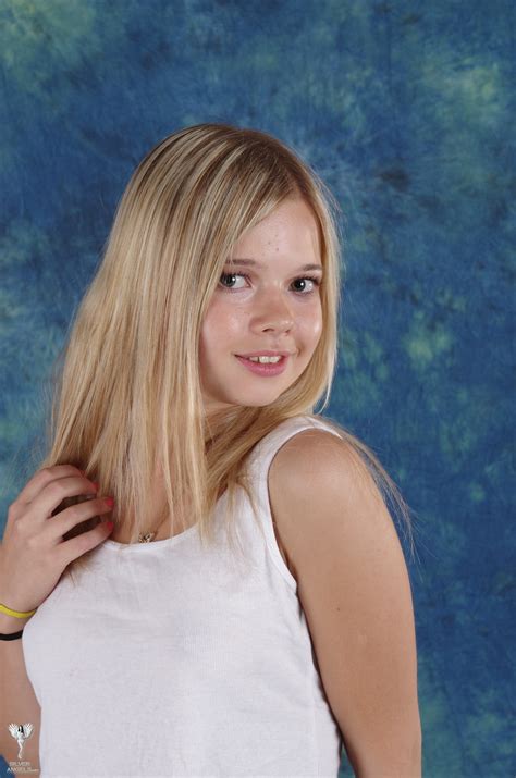 Модель marvelcharm