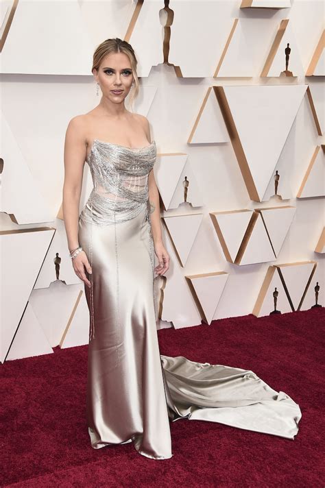 red carpet fashion awards  rectangle circle