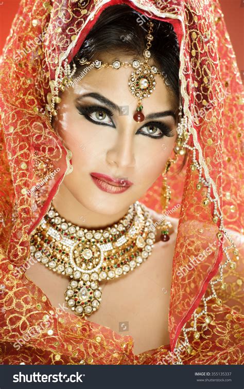 Traditional Indian Makeup