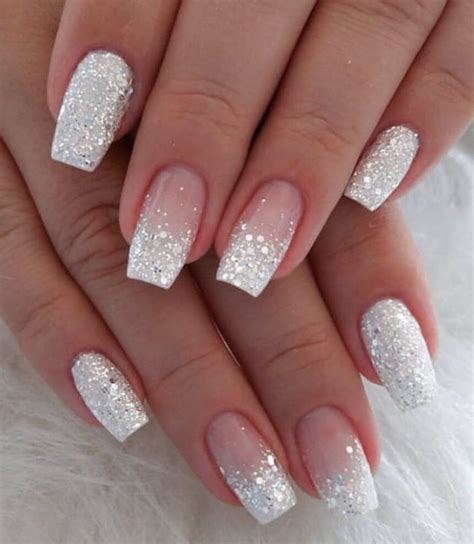 45 Mejores Ideas de Uñas con temática Navideña 2020 Winter Nails ...