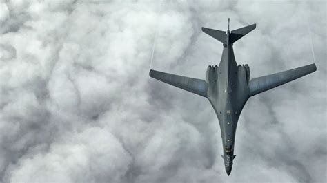 Американские бомбардировщики два дня летали вдоль российской границы ...