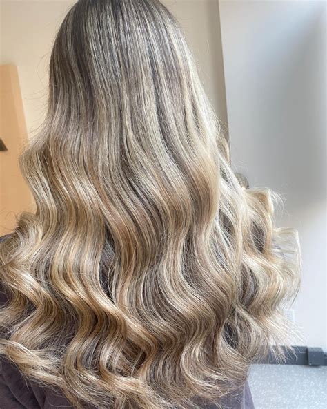 sandy blonde hair color 7