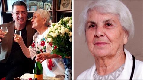 90-летняя мама знаменитого доктора Мясникова: «Мою полы руками и ...