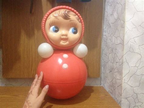 Одна из первых игрушек, которую видел и которой играл советский ребенок ...