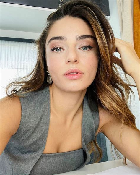 Ayça Ayşin Turan on Instagram: “Günaydın bi gün yine fotoğraf ...