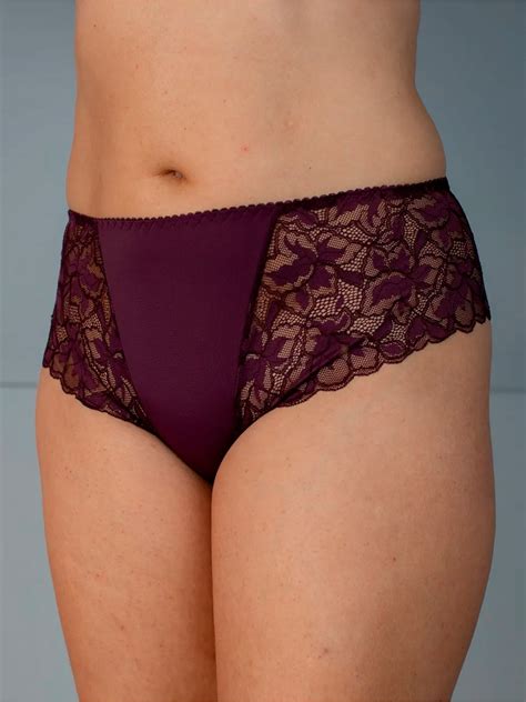 Купить кружевные женские шорты стринги Lady Lux 0568 Сливовое вино