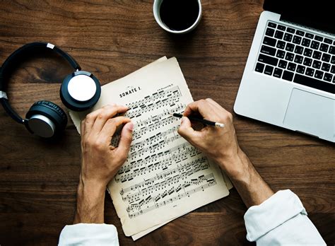 composer definition  meaning  pictures picture dictionary