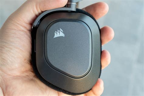 corsair hs max review closer examination build quality comfort