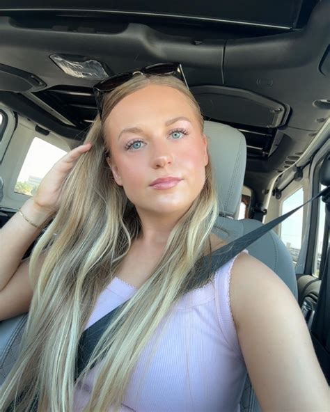 Miss_Snowwolf_JT | 🕶️ | Instagram