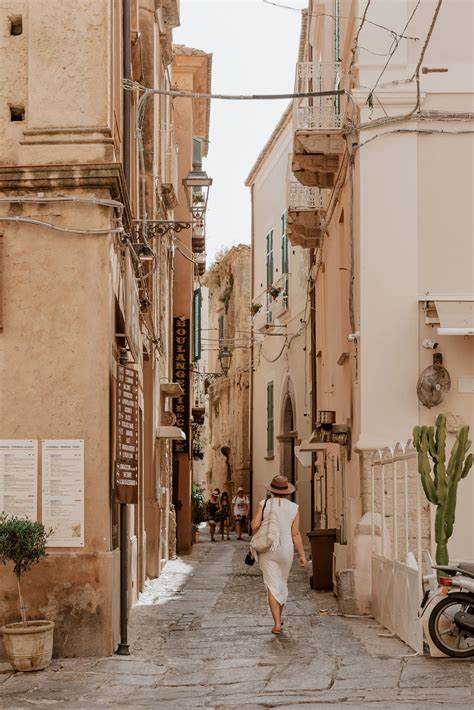 The Best Things To Do In Tropea, Italy | The Pearl of Calabria — ALONG