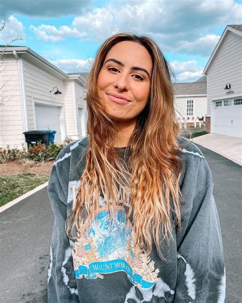 The Untold Story: Lauren Alexis's Fight Against the Leaks - jxpv1su