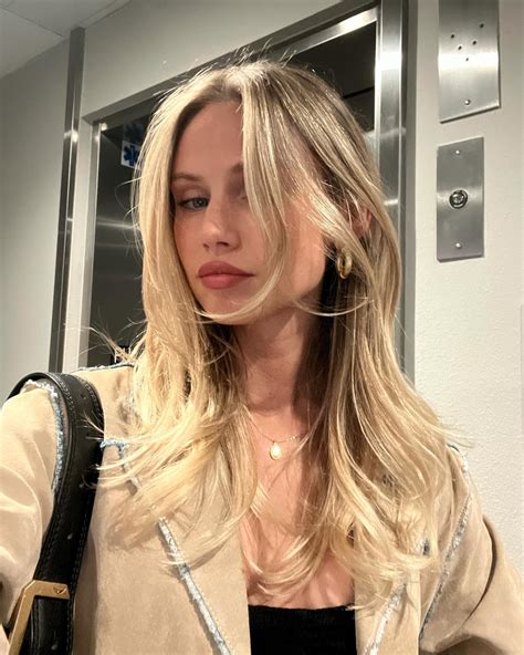 Scarlett Rose Leithold | scarlett you’re turning scarlet, scarlett