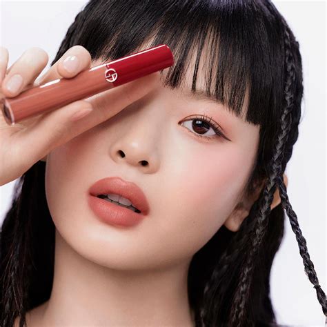 giorgio armani beauty selected newjeans hanni  global ambassador