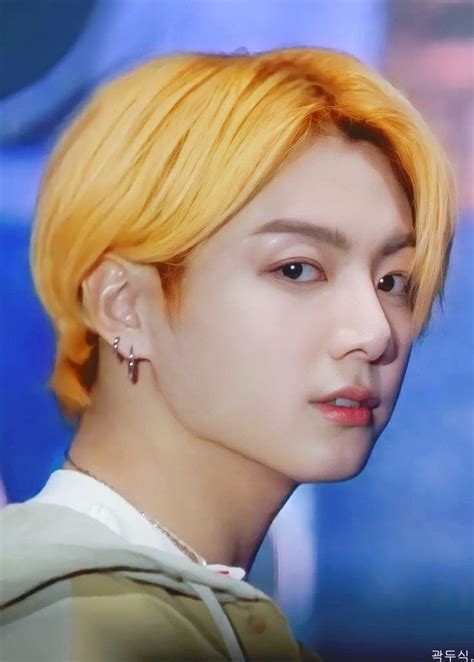 Pin di 𓂃 ࣪ ִֶָ☾.Casper su ృి҉۫۫ 『 Jungkookie