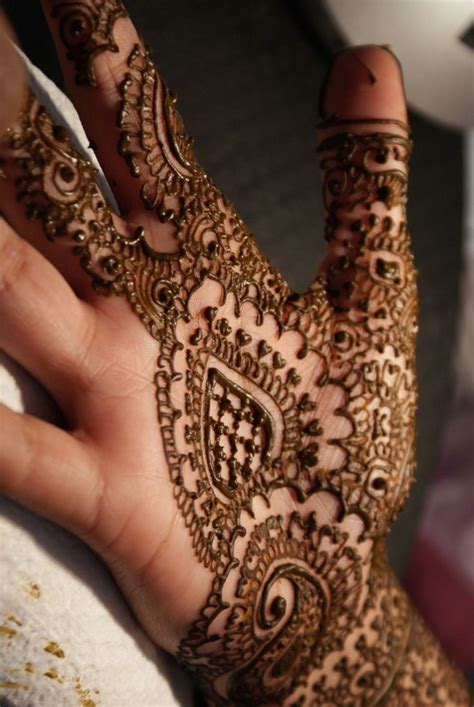 henna hand in the process of drying | Henna, Henna designs easy