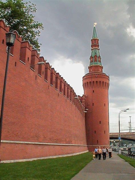 Красная Башня Фото — Mixyfotos.ru