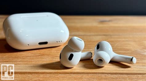 Apple AirPods Pro (2nd Generation) With MagSafe Charging Case (USB?C ...
