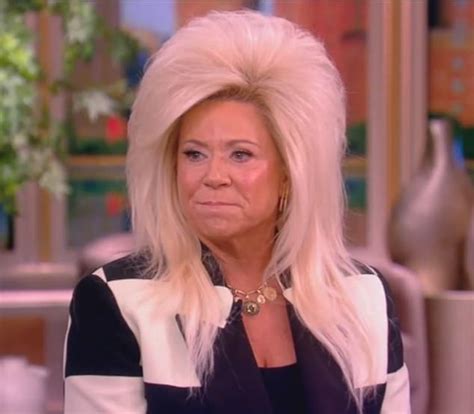 long island medium theresa caputo steps   biggest bouffant