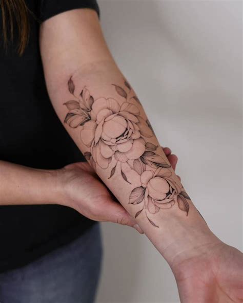 19 Amazing November Birth Flower Tattoos For A Personal Touch