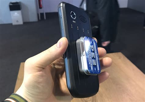 Land Rover Smartphone
