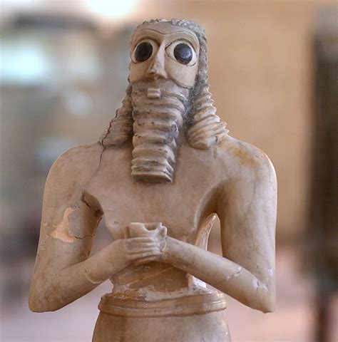 Smarthistory – Standing Male Worshipper (Tell Asmar)