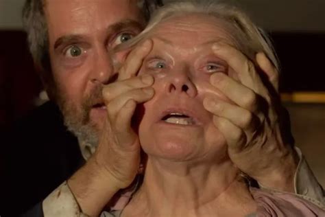 9 Memes That Will Make You "Hold Eyes Open"
