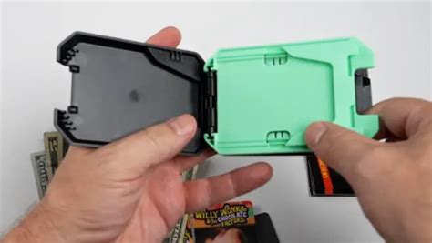 Slim Mint Wallet Review: Does This As Seen On TV Wallet Really Live Up To The Hype? - Freakin ...