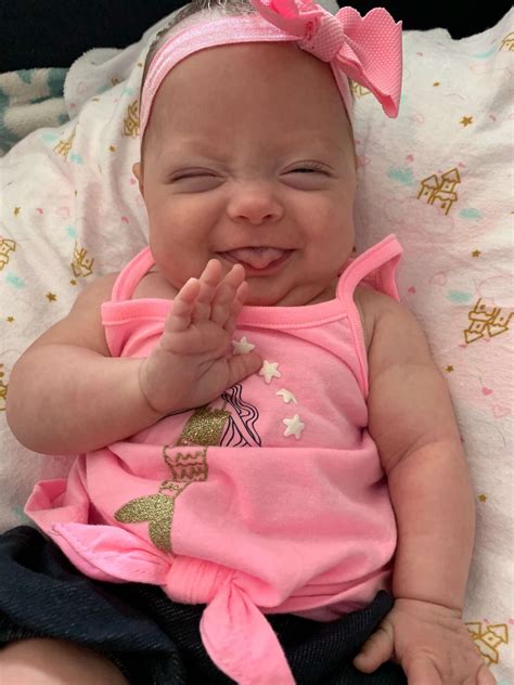 1-pound micro preemie who spent 122 days in NICU reunites with life