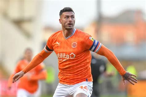 Blackpool fitness update on new signing Tom Trybull and Gary Madine ...