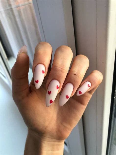 Pin di Tatia Saghirashvili su Nails | Unghie idee, Unghie semplici ed